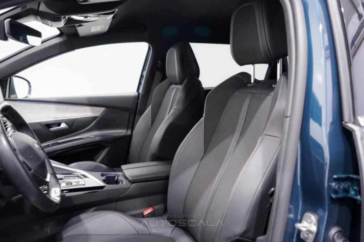 Peugeot 5008 PureTech Turbo 130 S&S EAT8 GT (11)