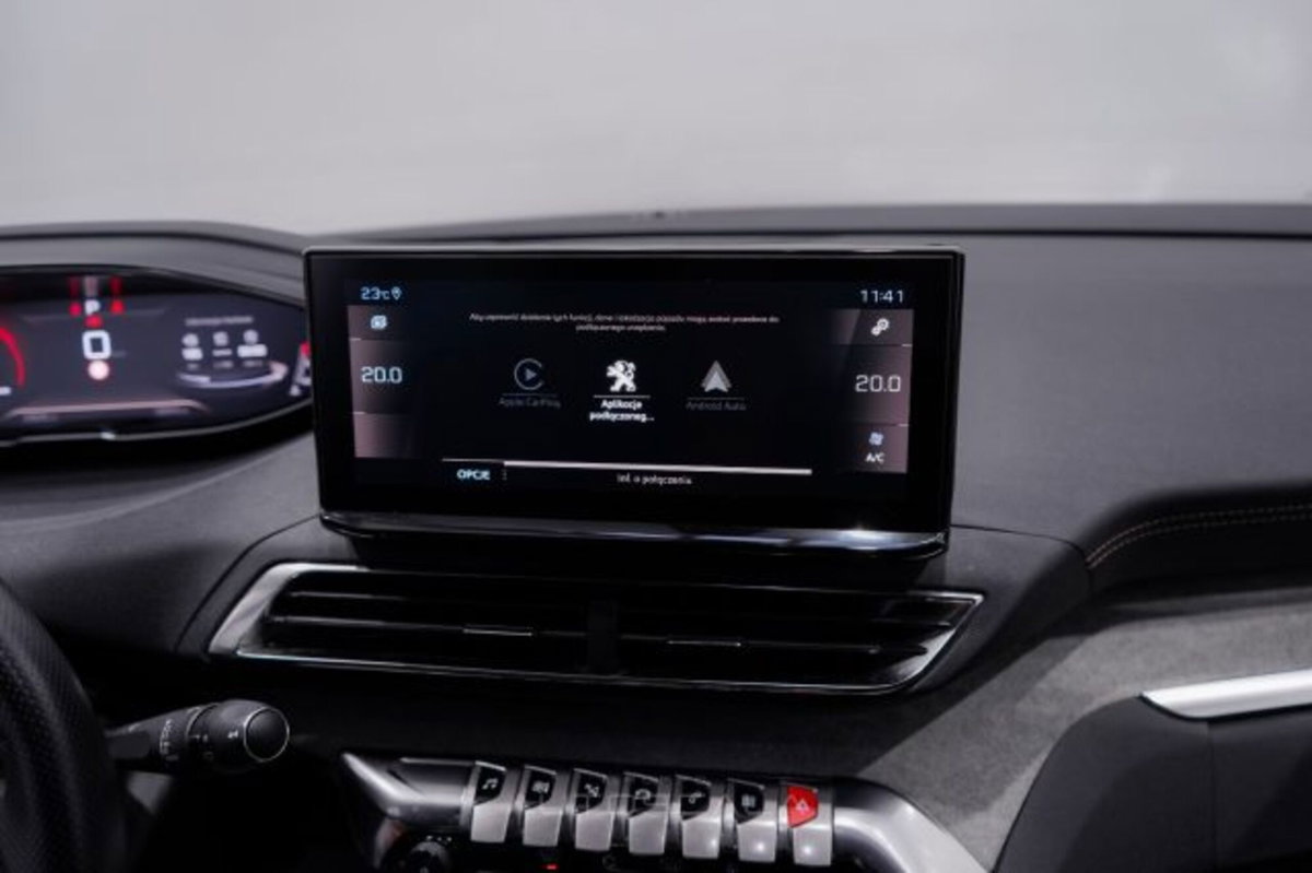 Peugeot 5008 PureTech Turbo 130 S&S EAT8 GT (16)