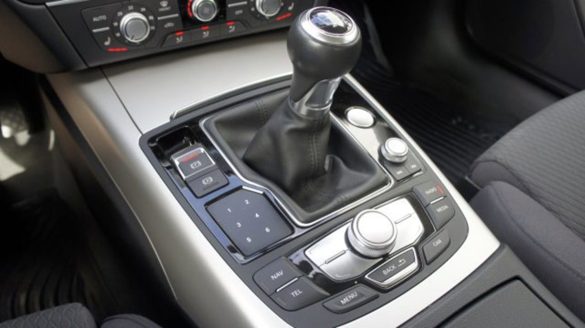 Audi A6 Avant 2.0 TDI 190 CV ultra Business (14)
