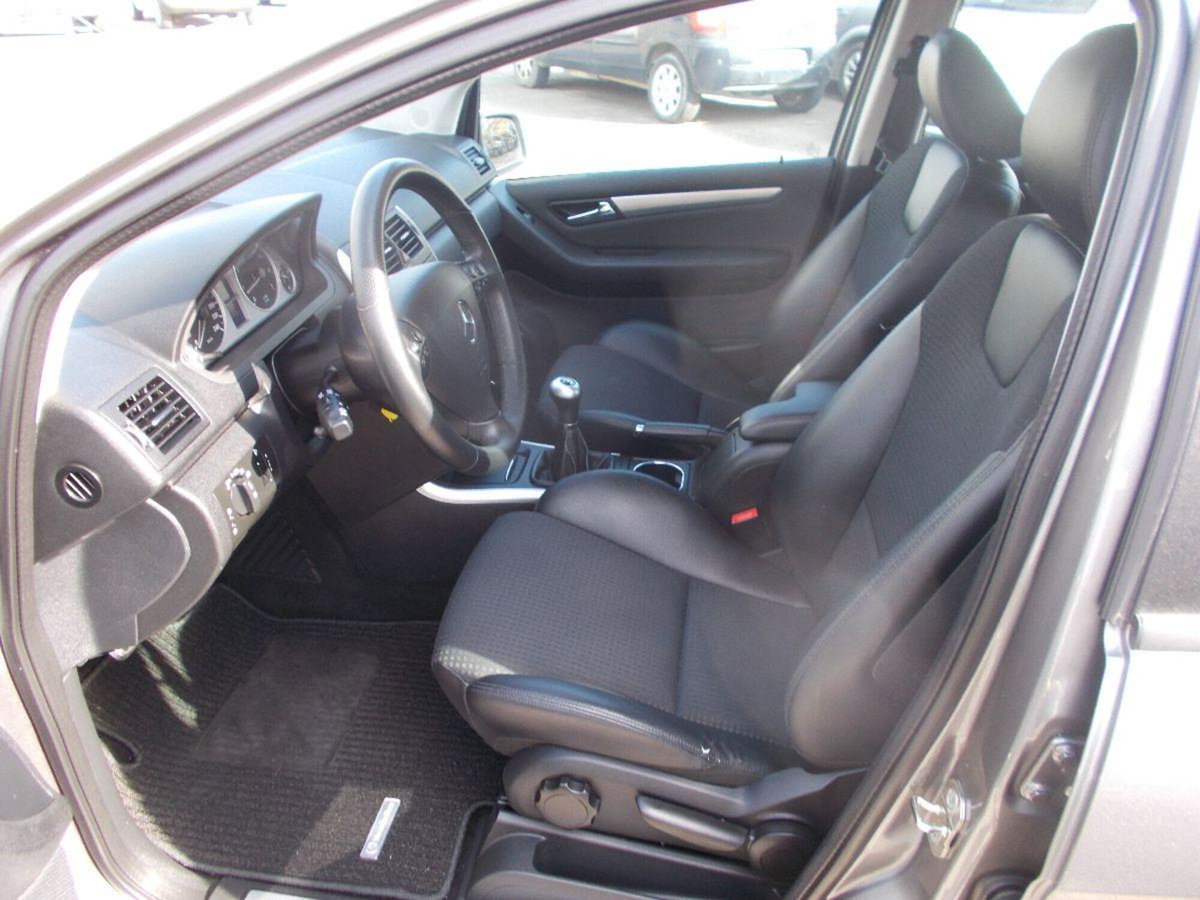 Mercedes-Benz Classe A 160 BlueEFFICIENCY (11)