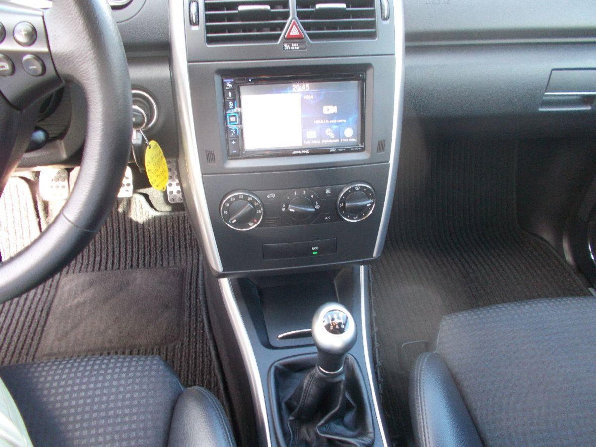 Mercedes-Benz Classe A 160 BlueEFFICIENCY (14)