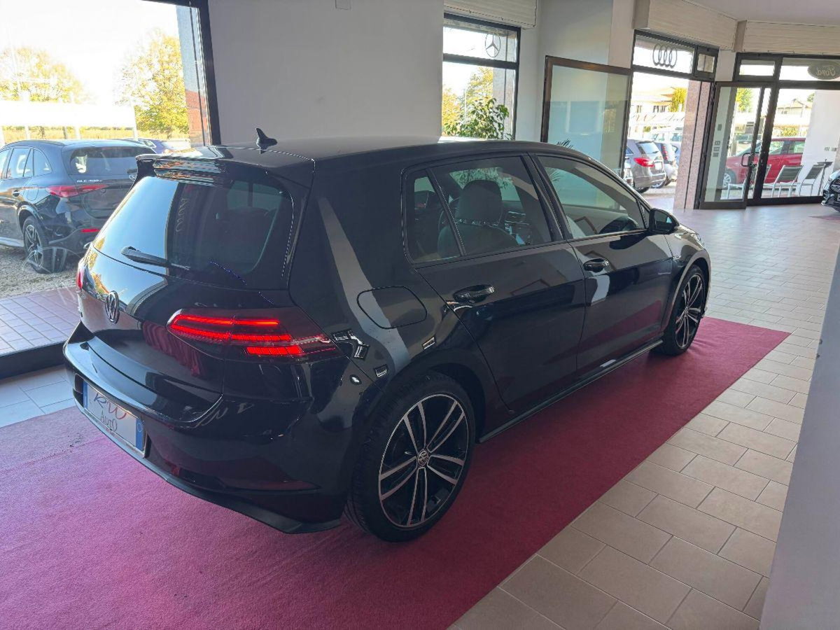 Volkswagen Golf GTD 2.0 TDI DSG 5p. BlueMotion Technology (8)