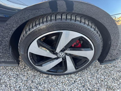 Volkswagen Golf GTI Performance 2.0 TSI DSG 5p. BlueMotion Technology (14)