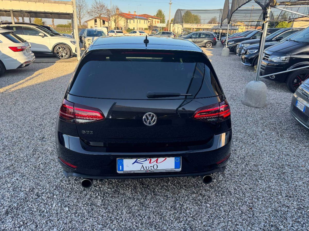 Volkswagen Golf GTI Performance 2.0 TSI DSG 5p. BlueMotion Technology (6)
