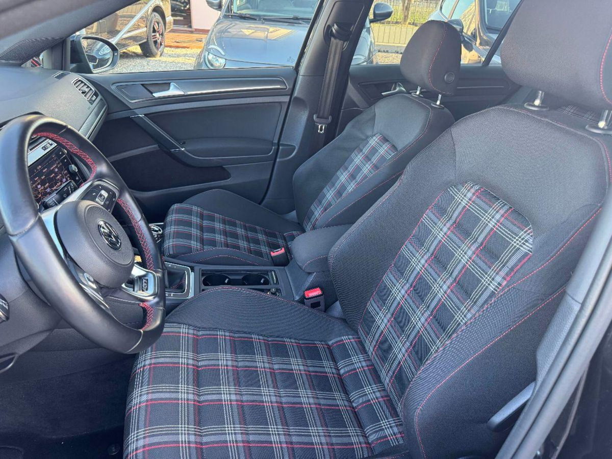 Volkswagen Golf GTI Performance 2.0 TSI DSG 5p. BlueMotion Technology (8)