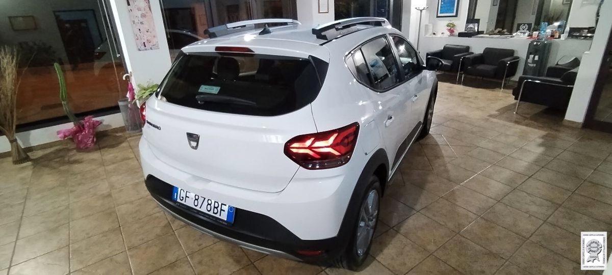 Dacia Sandero Stepway 1.0 tce Expression Eco-g 100cv (7)