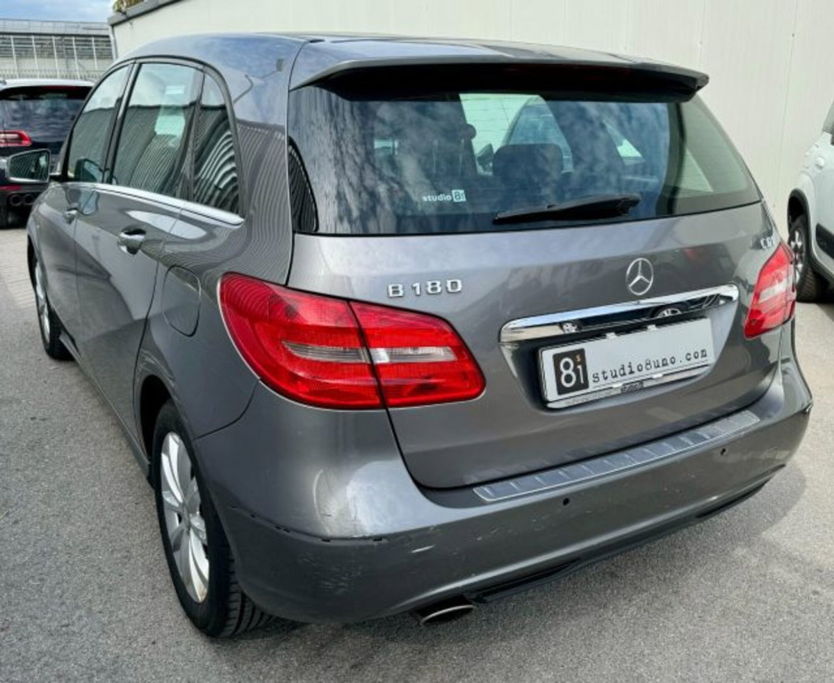 Mercedes-Benz Classe B 180 CDI BlueEFFICIENCY Executive (2)