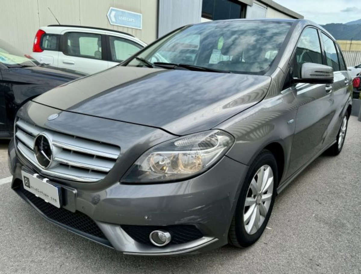 Mercedes-Benz Classe B 180 CDI BlueEFFICIENCY Executive (20)