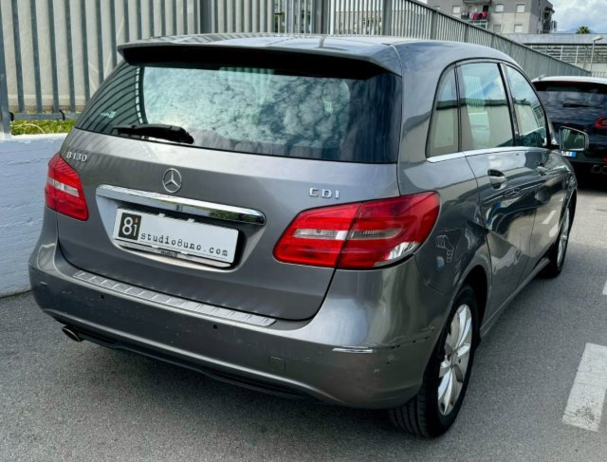 Mercedes-Benz Classe B 180 CDI BlueEFFICIENCY Executive (4)