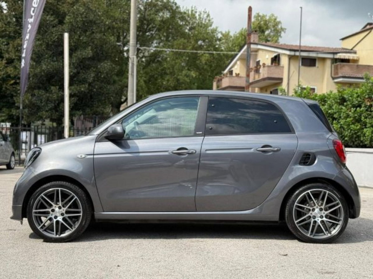 smart forfour forfour BRABUS 0.9 Turbo twinamic (16)