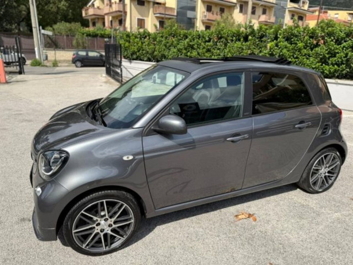 smart forfour forfour BRABUS 0.9 Turbo twinamic (17)