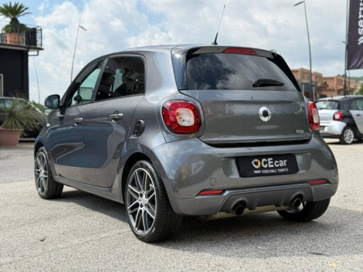 smart forfour forfour BRABUS 0.9 Turbo twinamic (4)