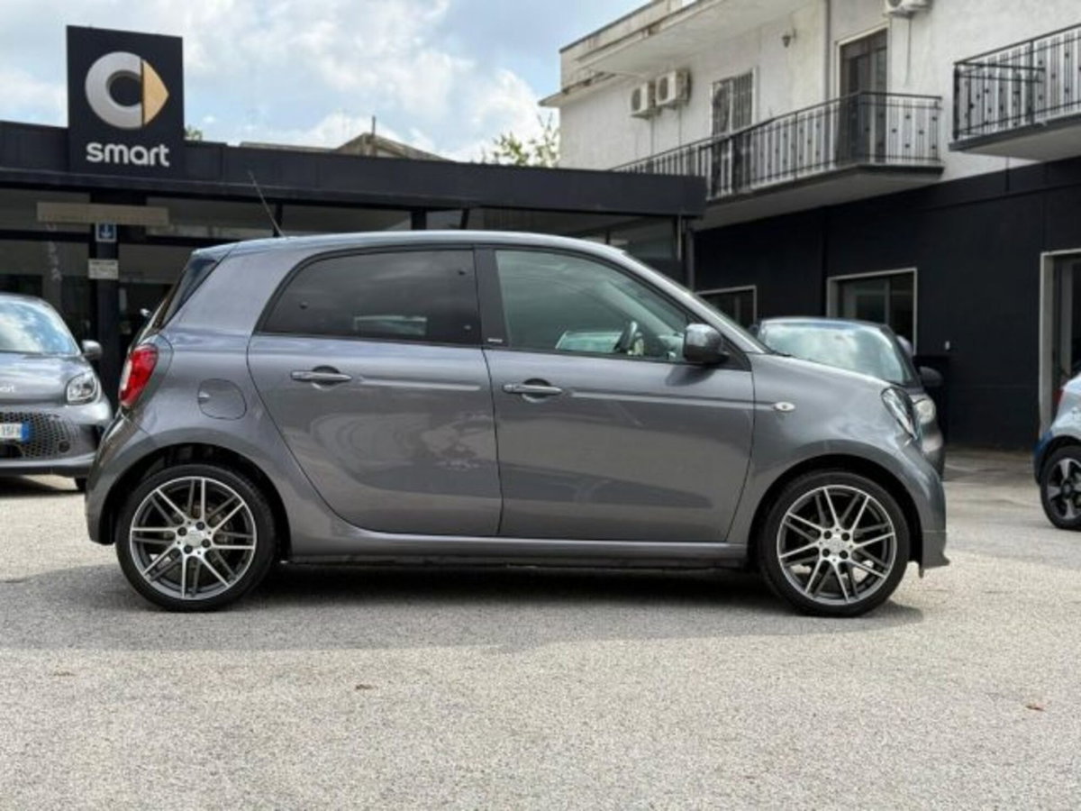 smart forfour forfour BRABUS 0.9 Turbo twinamic (5)