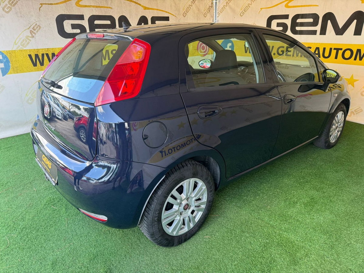 Fiat Punto 1.3 MJT II S&S 95 CV 5 porte Street (6)