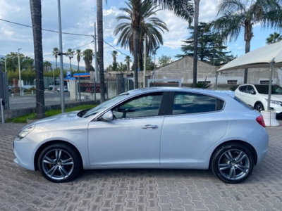 Alfa Romeo Giulietta 1.6 JTDm-2 Giulietta (20)