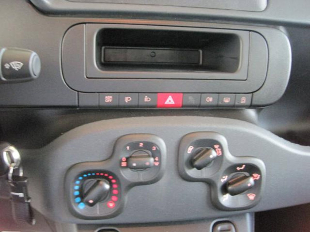 Fiat Panda 1.0 firefly hybrid s&s 70cv 5p.ti (15)