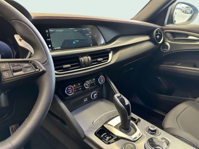 Alfa Romeo Stelvio 2.2 t Tributo Italiano Q4 210cv auto (11)