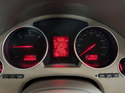 Audi A4 Cabrio Cabriolet 2.5 V6 TDI cat (18)
