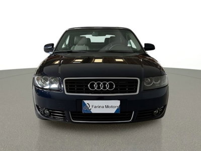 Audi A4 Cabrio Cabriolet 2.5 V6 TDI cat (2)