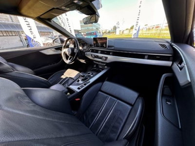 Audi A5 Cabrio 2.0 TDI 190 CV S tronic Business Sport (18)