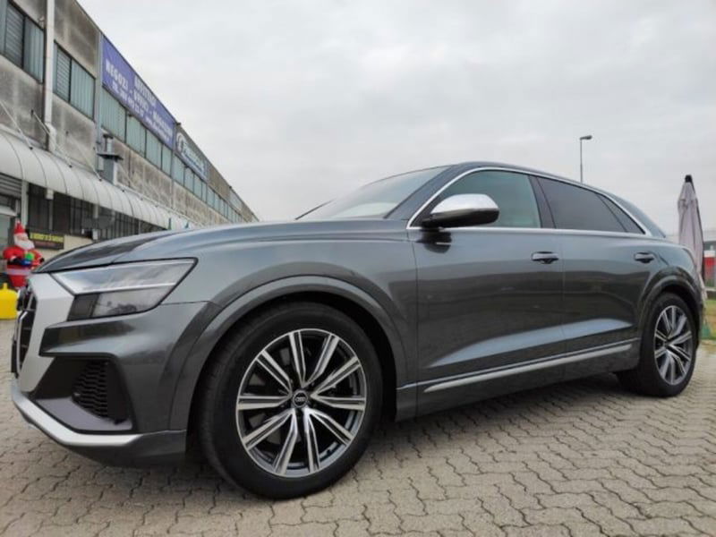 Audi SQ8 TFSI quattro tiptronic