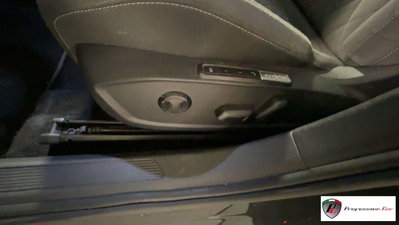 Volkswagen Golf 1.4 TSI eHYBRID 204 CV DSG Style (13)