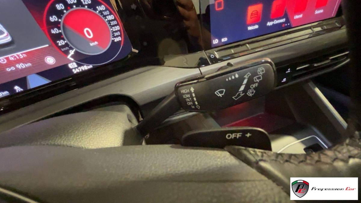 Volkswagen Golf 1.4 TSI eHYBRID 204 CV DSG Style (14)