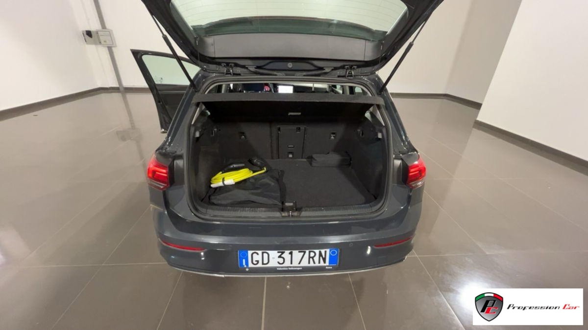 Volkswagen Golf 1.4 TSI eHYBRID 204 CV DSG Style (7)