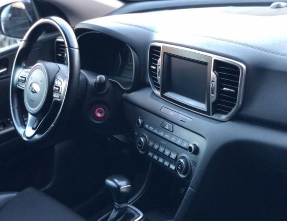 Kia Sportage 1.7 CRDI 141 CV DCT7 2WD Cool (9)