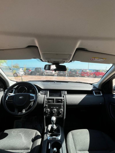 Land Rover Discovery Sport 2.0 TD4 150 CV HSE (8)