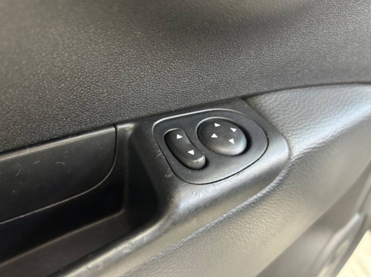Fiat 500 1.3 Multijet 16V 95 CV Lounge (12)