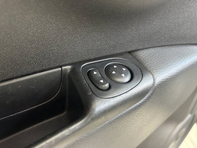 Fiat 500 1.3 Multijet 16V 95 CV Lounge (12)