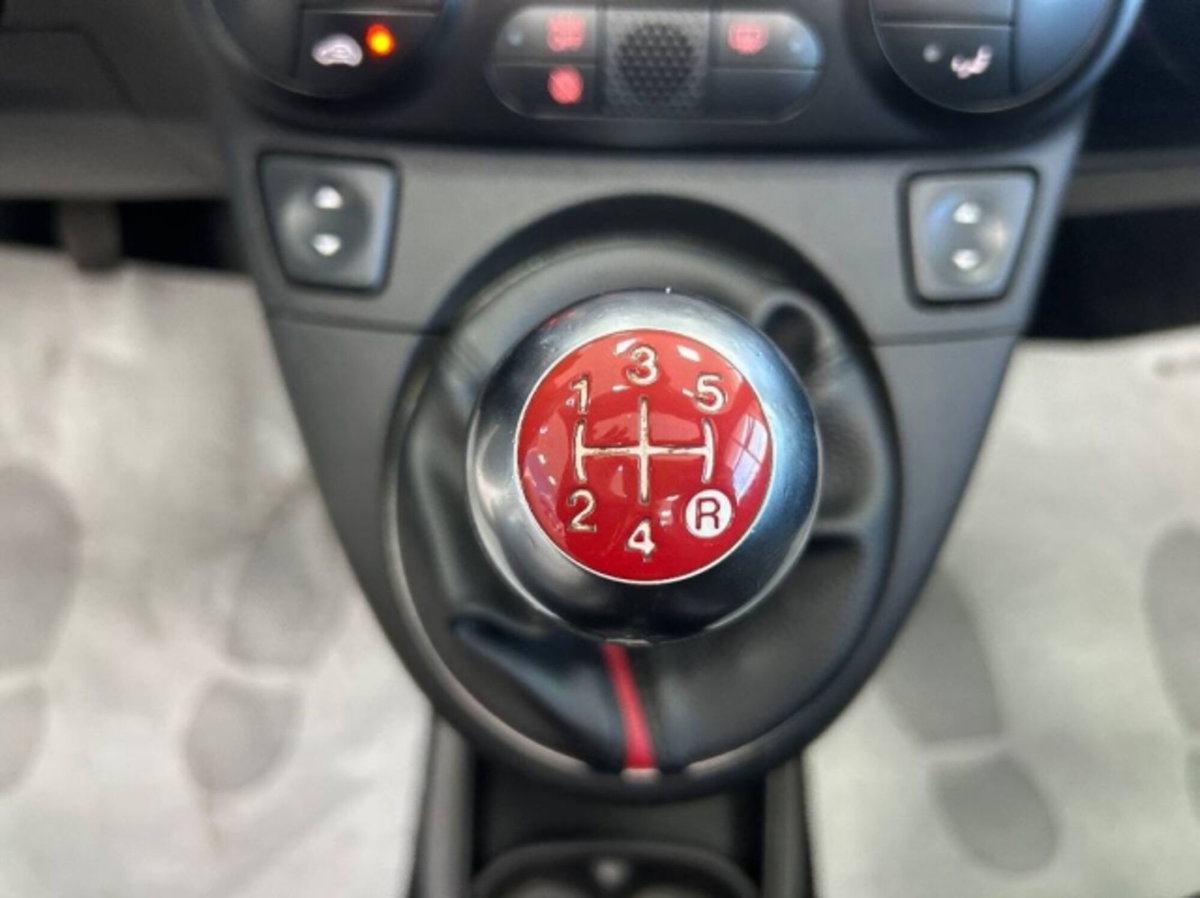 Fiat 500 1.3 Multijet 16V 95 CV Lounge (17)