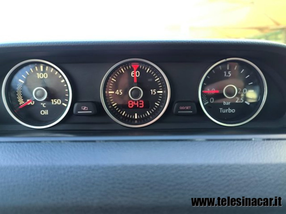 Volkswagen Maggiolino 1.6 TDI Design (14)