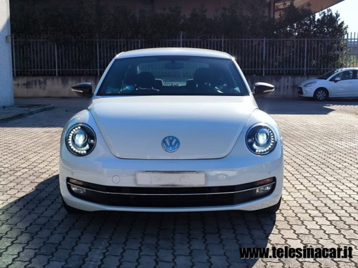 Volkswagen Maggiolino 1.6 TDI Design (3)