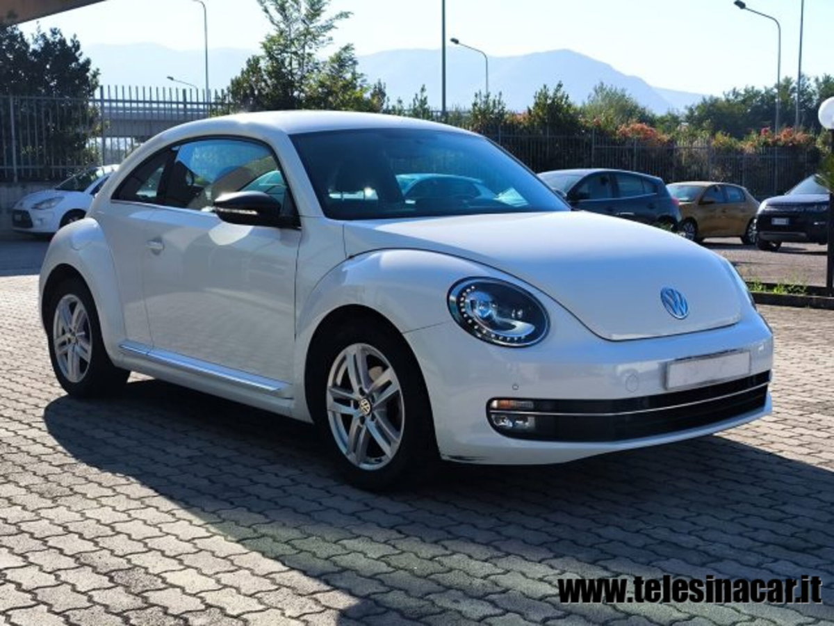 Volkswagen Maggiolino 1.6 TDI Design (4)