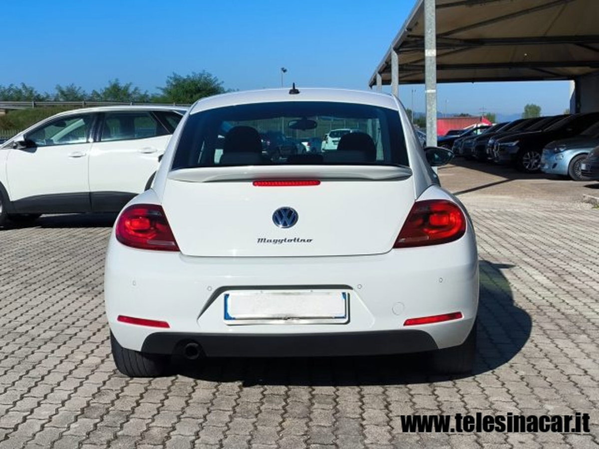 Volkswagen Maggiolino 1.6 TDI Design (7)