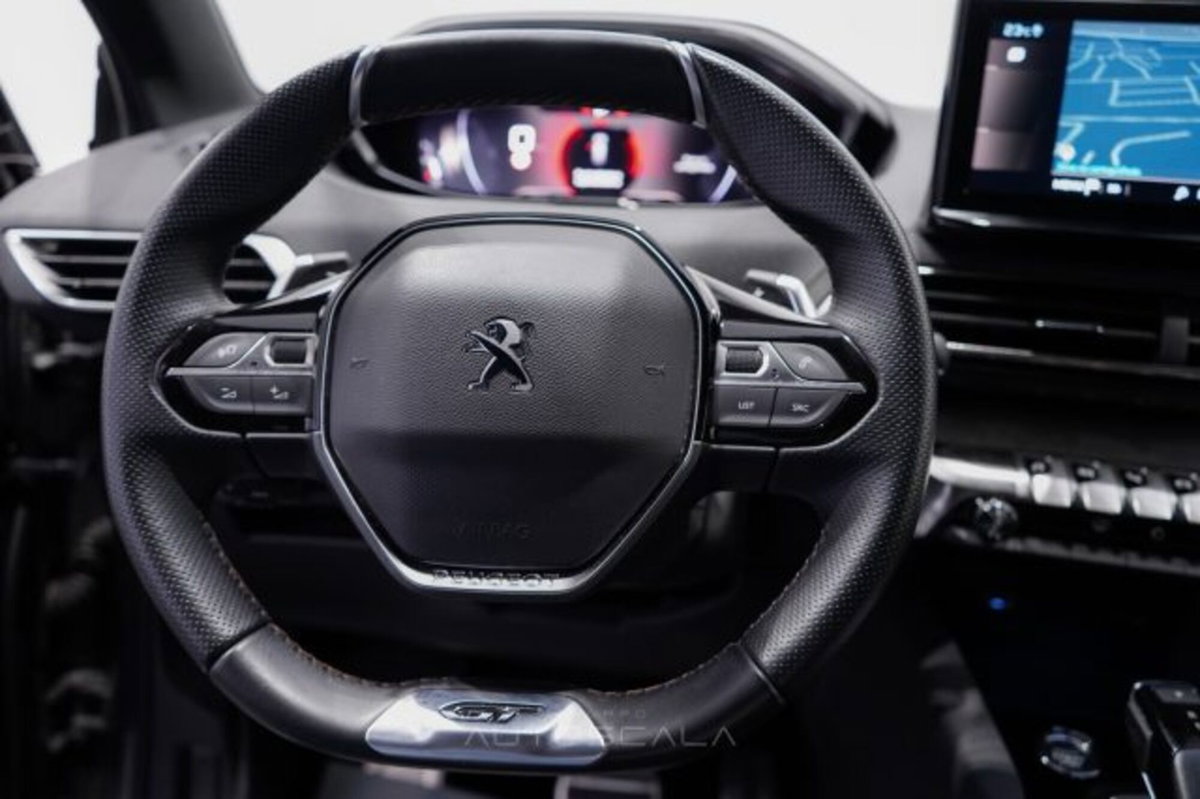 Peugeot 5008 PureTech Turbo 130 S&S EAT8 GT (13)