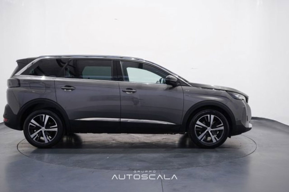 Peugeot 5008 PureTech Turbo 130 S&S EAT8 GT (7)