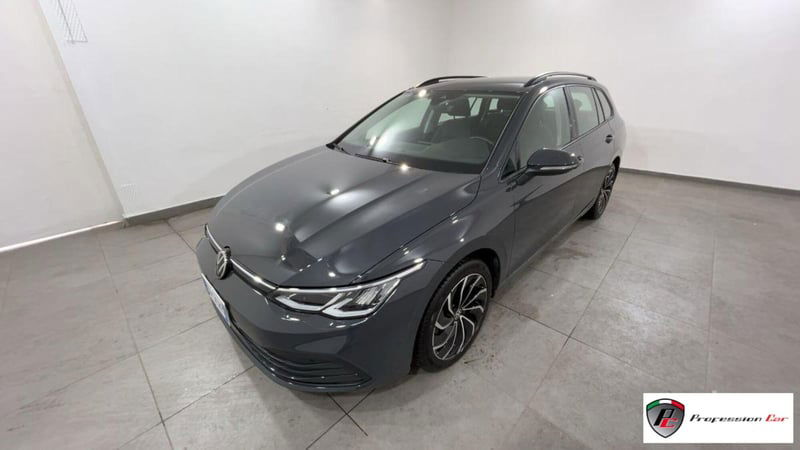 Volkswagen Golf Variant 2.0 tdi Life 150cv dsg