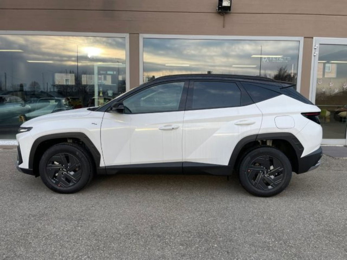 Hyundai Tucson 1.6 t-gdi 48V Xtech 2wd mt (3)