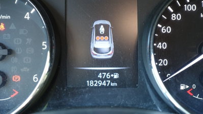 Nissan Qashqai 1.5 dCi N-Connecta (12)