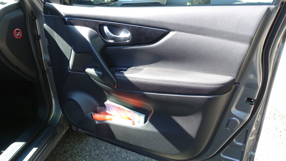 Nissan Qashqai 1.5 dCi N-Connecta (19)
