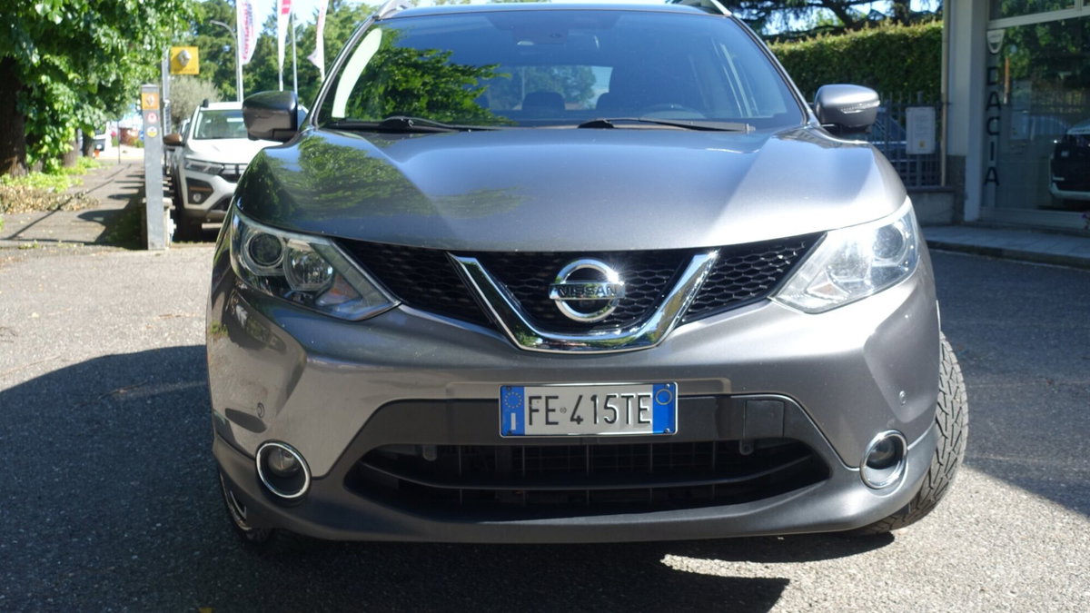 Nissan Qashqai 1.5 dCi N-Connecta (2)