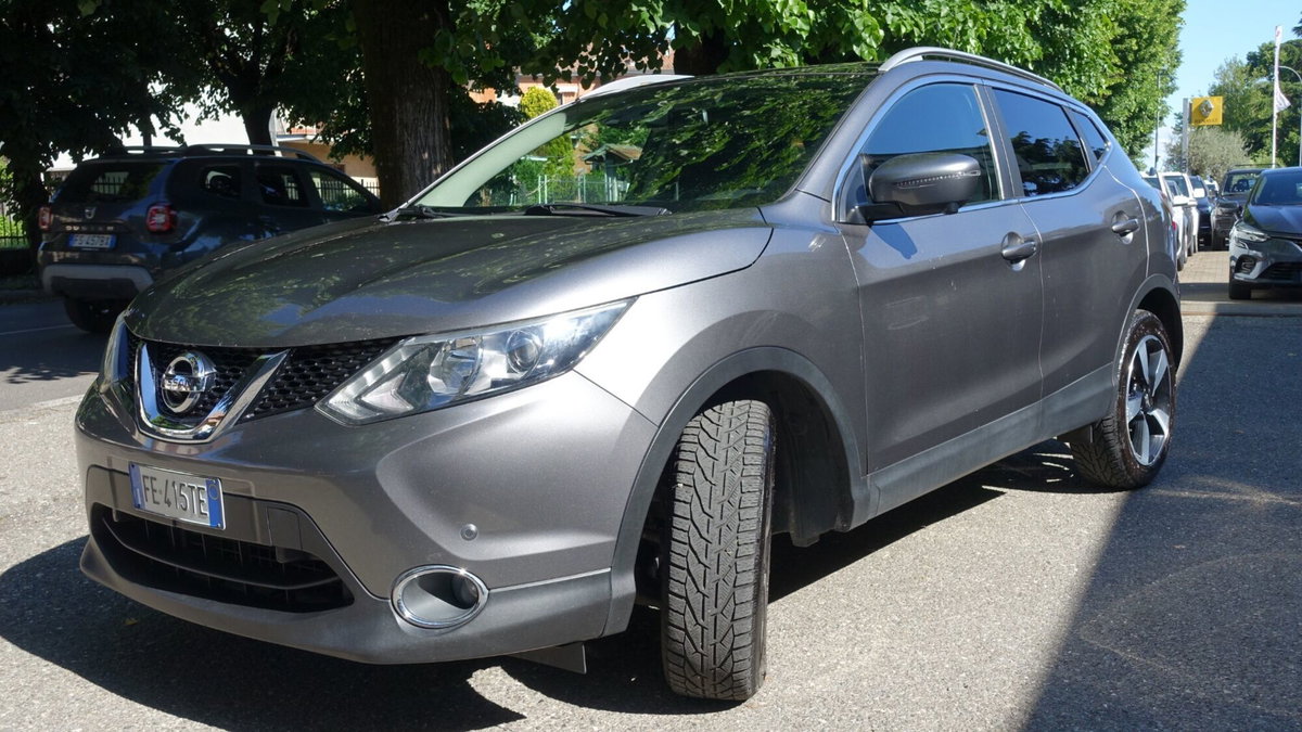 Nissan Qashqai 1.5 dCi N-Connecta (3)