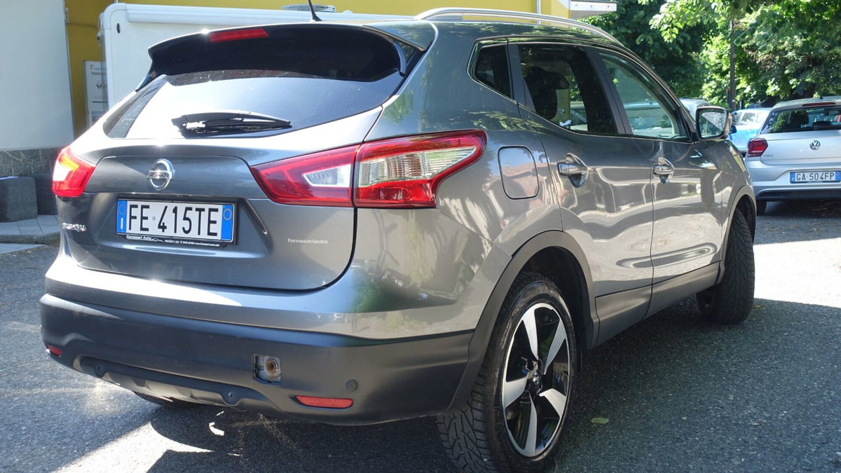 Nissan Qashqai 1.5 dCi N-Connecta (7)