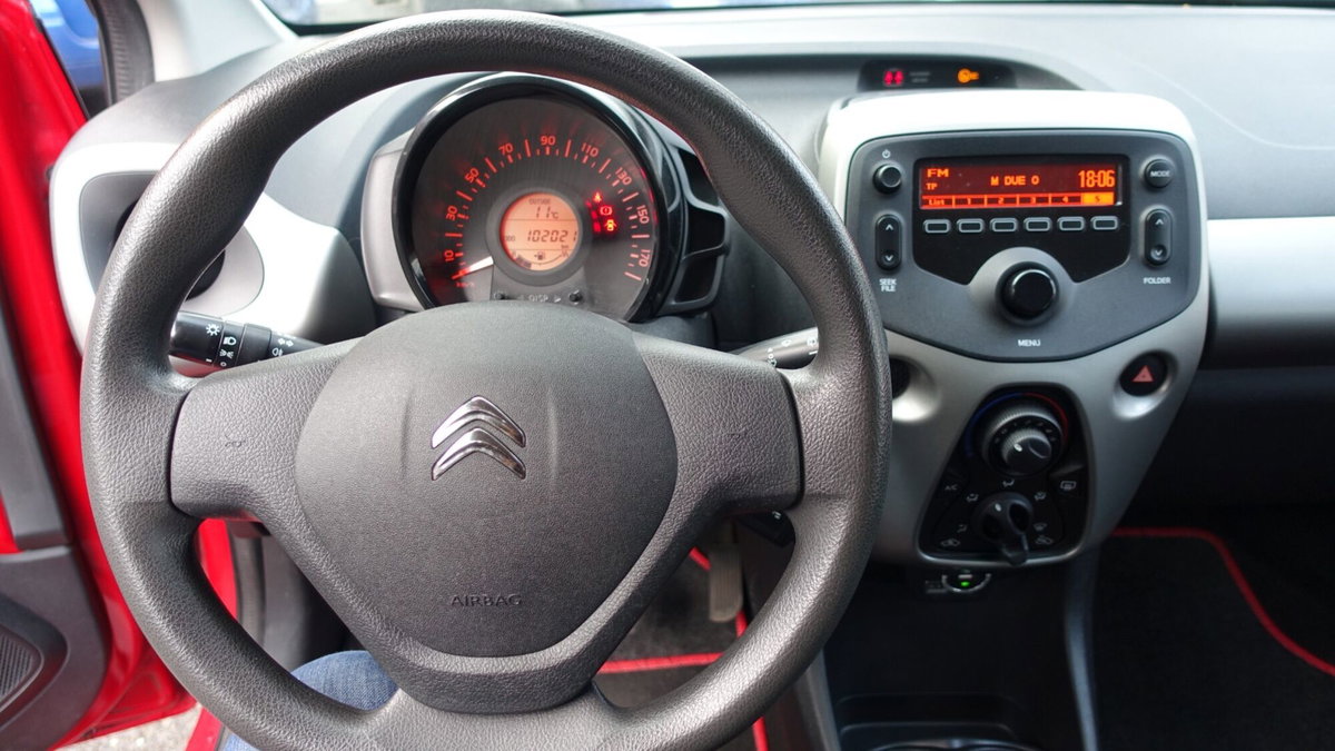 Citroen C1 C1 VTi 68 3 porte Shine (13)