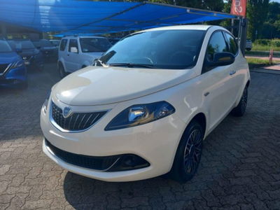 Lancia Ypsilon 1.0 FireFly 5 porte S&S Hybrid Ecochic A. Ferretti nuova