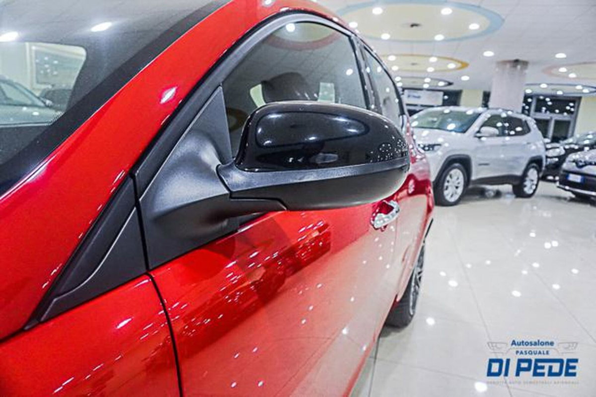 Lancia Ypsilon 1.0 FireFly 5 porte S&S Hybrid Ecochic Gold (5)