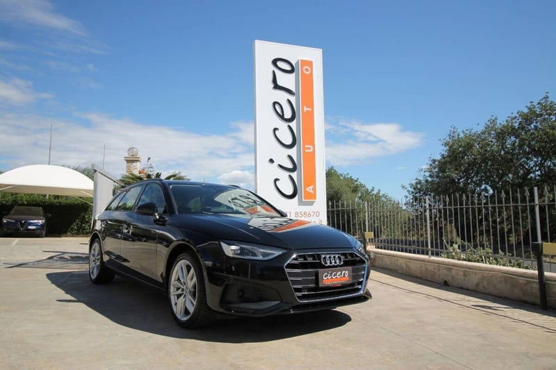 Audi A4 Avant 35 2.0 tdi mhev Business Advanced 163cv s-tronic